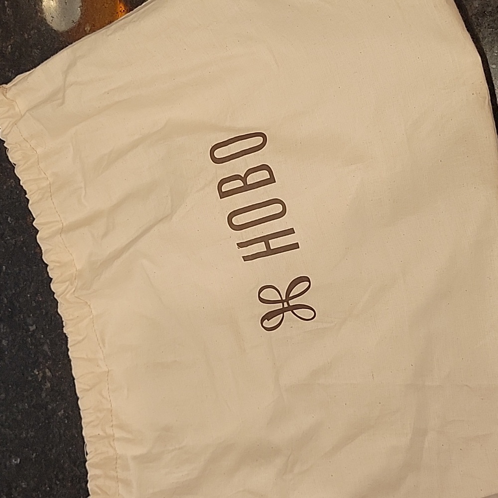 Hobo Brand Port Bag In Ash - Picture 7 of 7